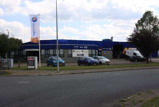 Olijslager bedrijfsgebouw